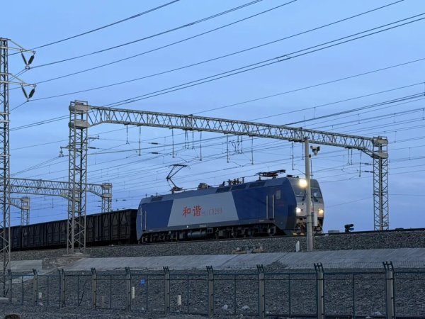 广汇物流红淖铁路3月总运量超270万吨，同比、环比大幅攀升创阶段新高