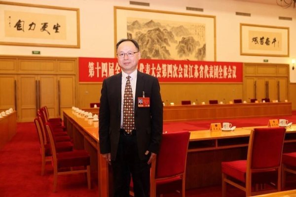 蒋立代表：强化政策支撑 畅通绿氢应用端发展路径